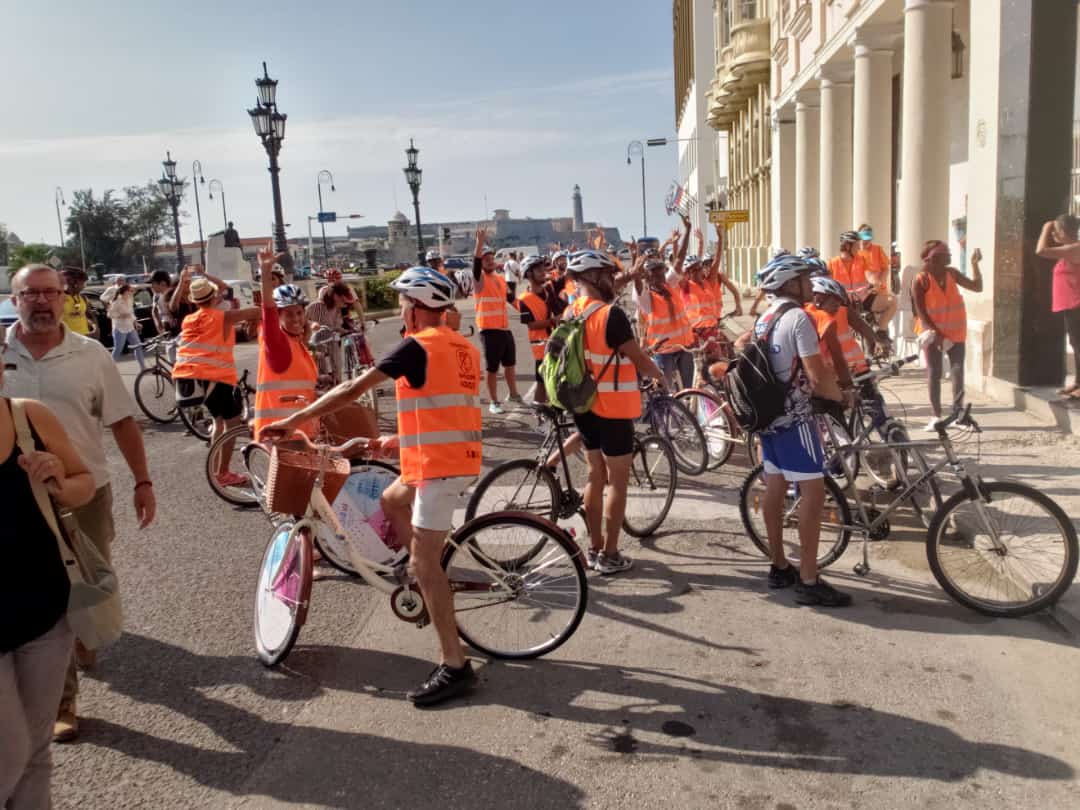 Chalecos para ciclista con discapacidades auditivas 2